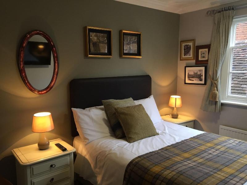 The Abbey Hotel - Oda
