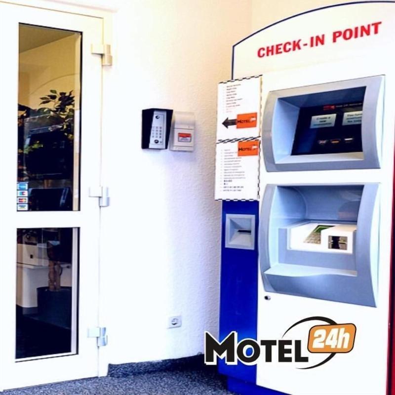 Motel 24h Hannover - Lobi