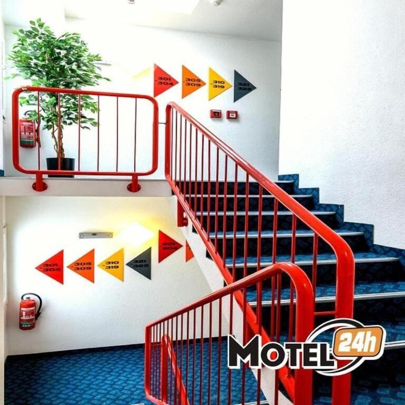 Motel 24h Hannover - Lobi