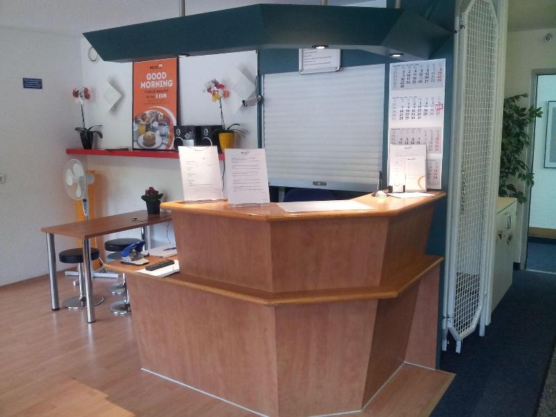 Motel 24h Hannover - Lobi