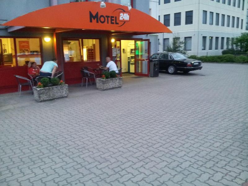 Motel 24h Hannover - Teras