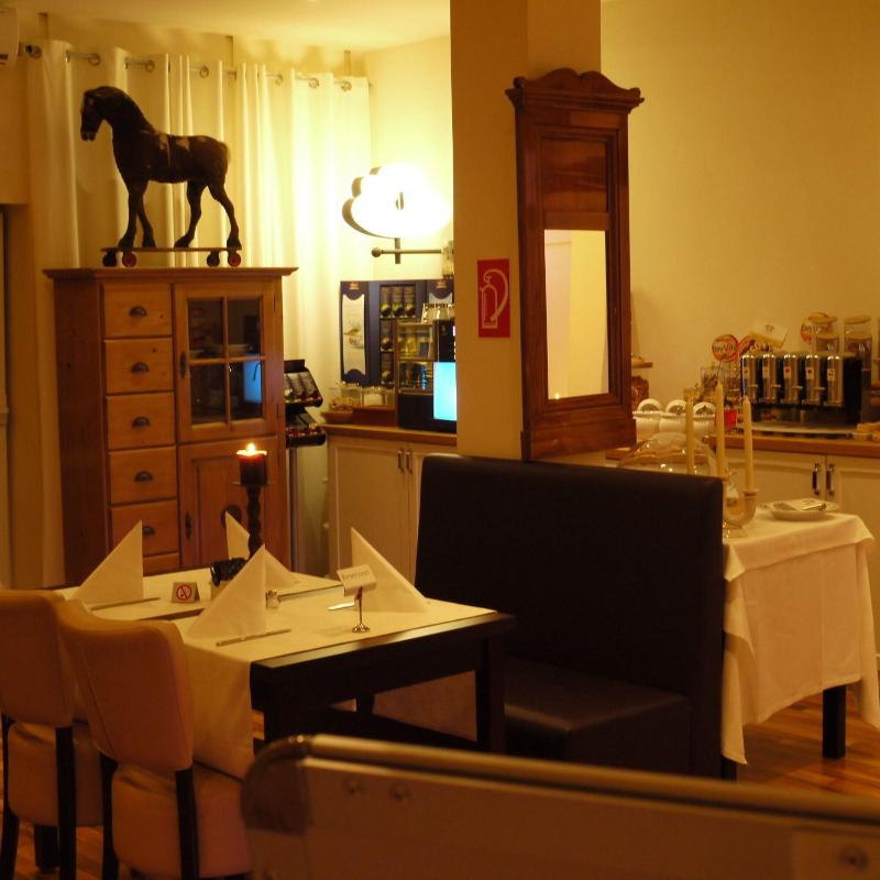 Hotel und Gästehaus Will - Restoran