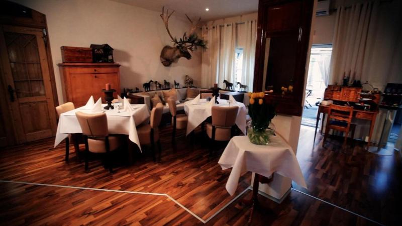 Hotel und Gästehaus Will - Restoran