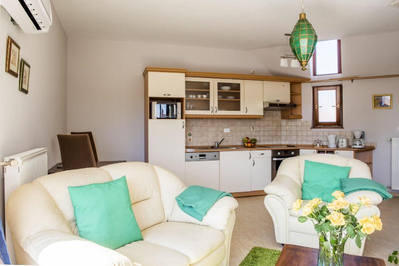 Feng Shui Wellness Apartmanház - Oda
