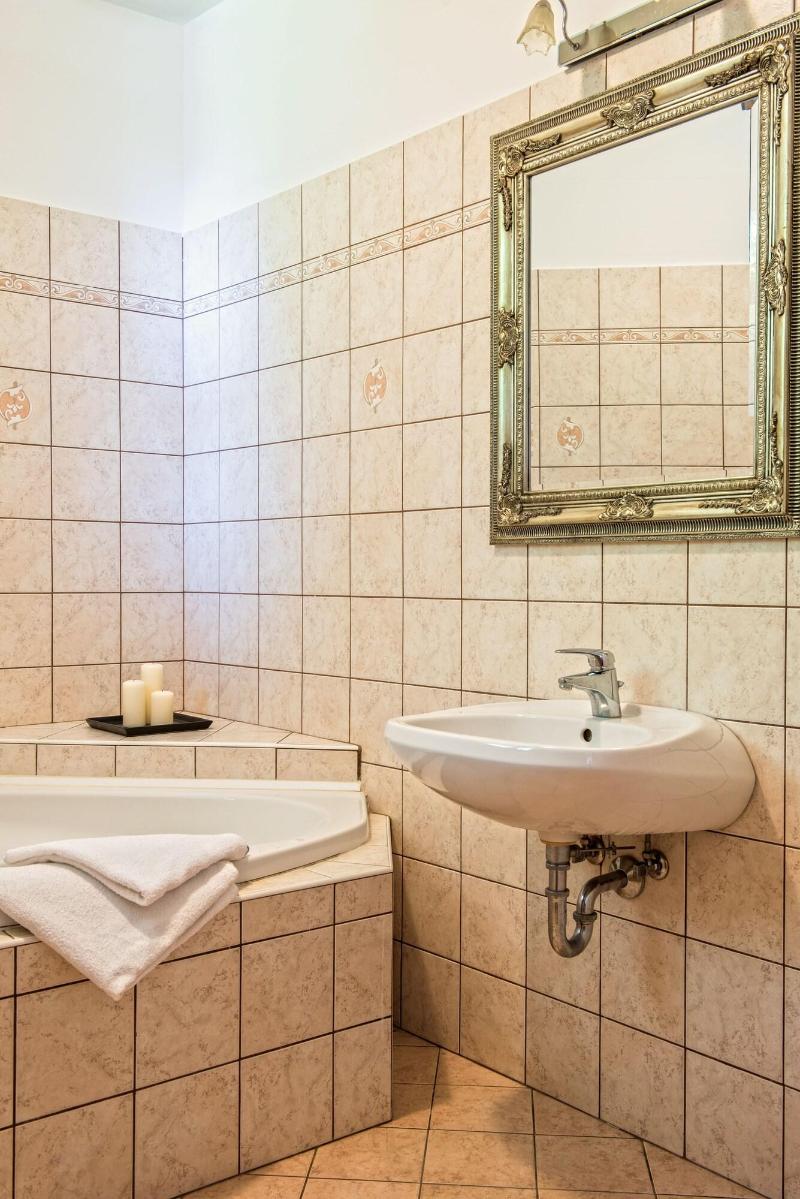 Feng Shui Wellness Apartmanház - Oda