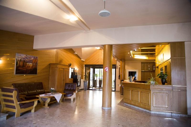 Hotel Stadt Peine - Lobi