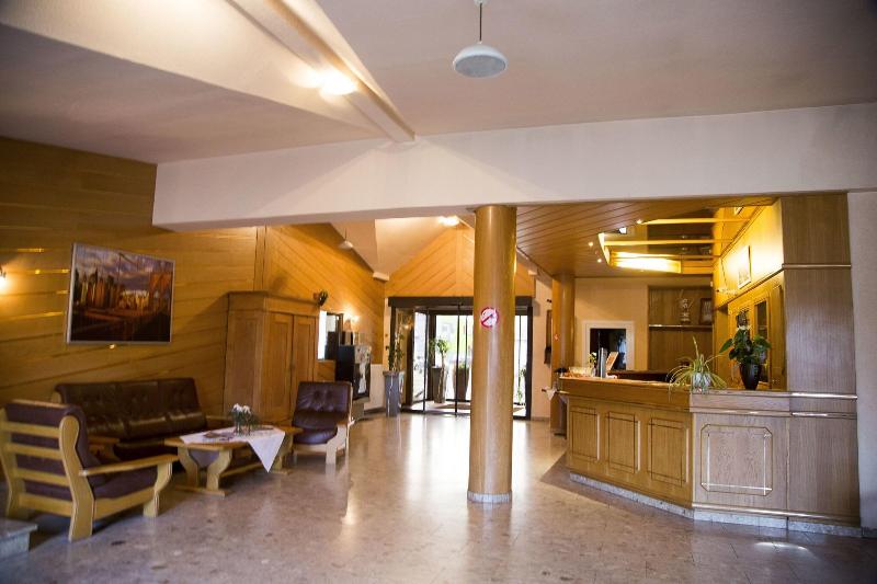 Hotel Stadt Peine - Lobi