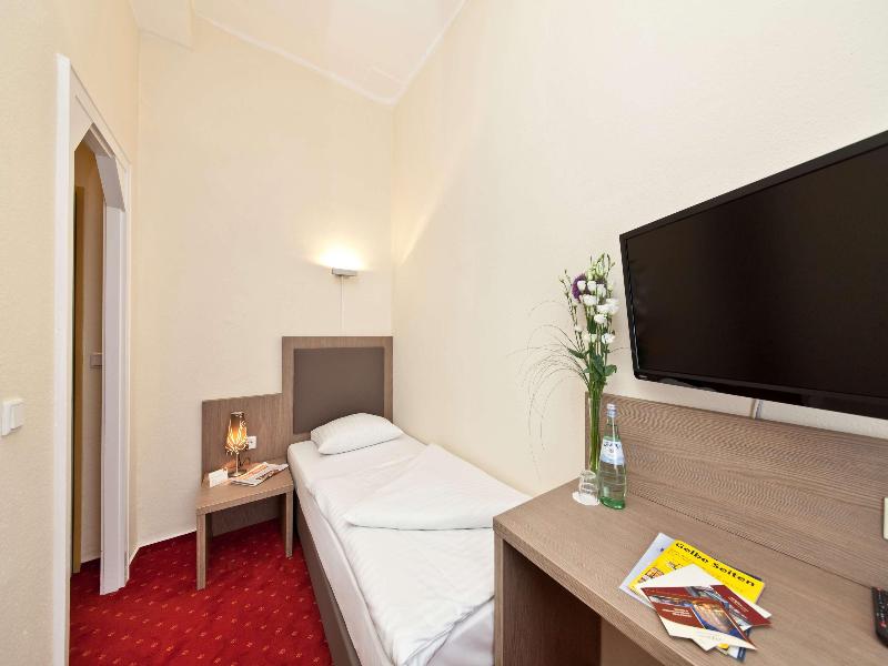 Hotel Holstenwall - Oda