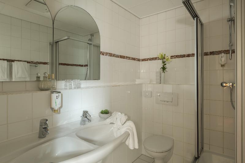 Hotel Holstenwall - Oda