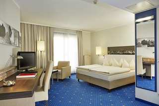 H4 Hotel Hamburg Bergedorf fotoÄŸrafÄ±