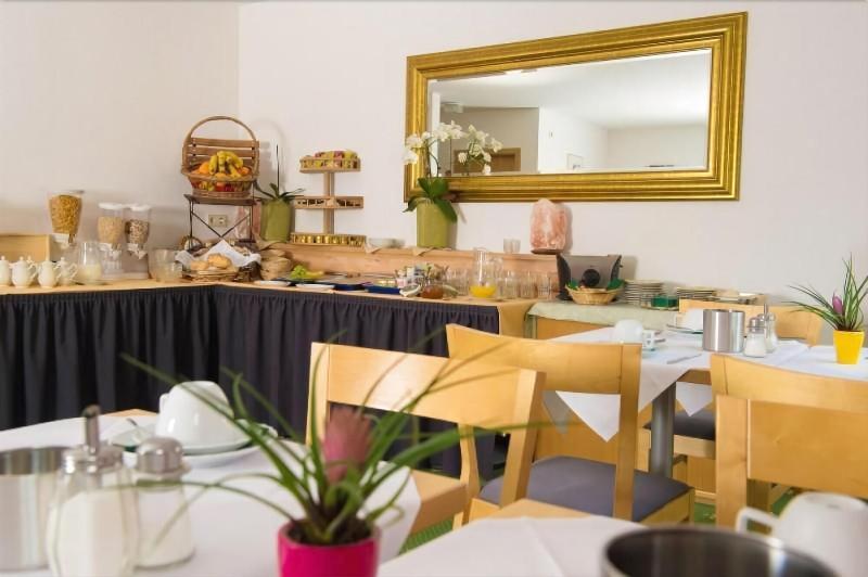 Hotel Leo Mühlhausen - Lobi