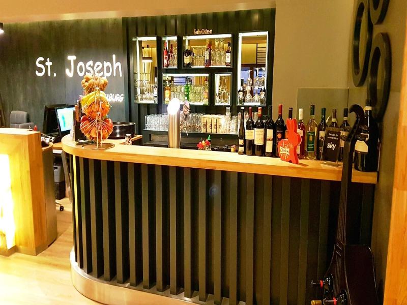St. Joseph - Bar