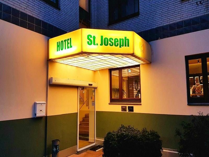 St. Joseph - Genel