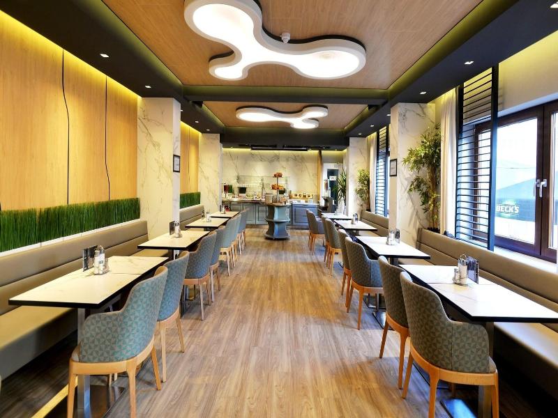 St. Joseph - Restoran
