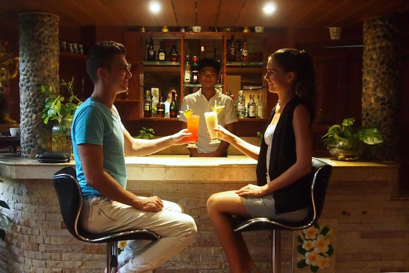 Pacific Club Resort - Bar