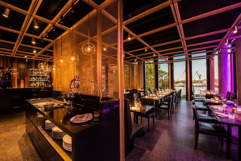 Empire Riverside - Restoran