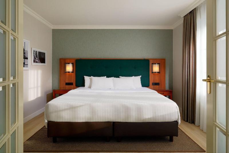 Courtyard Hamburg Airport Hotel - Oda