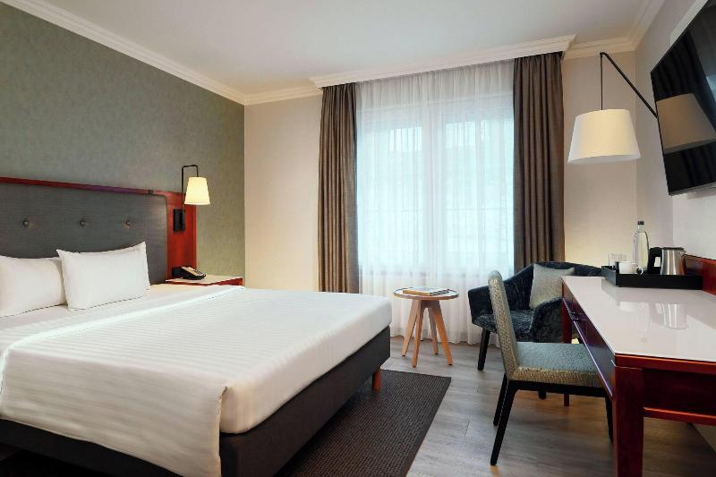 Courtyard Hamburg Airport Hotel - Oda