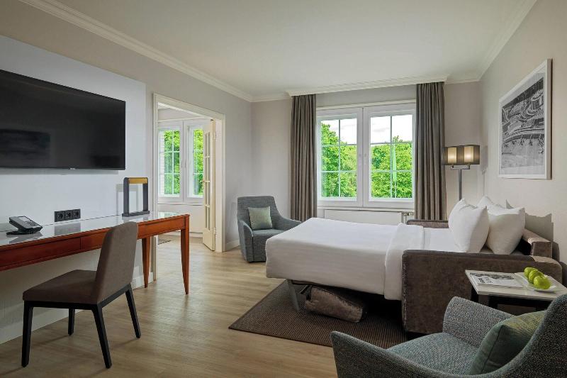 Courtyard Hamburg Airport Hotel - Oda