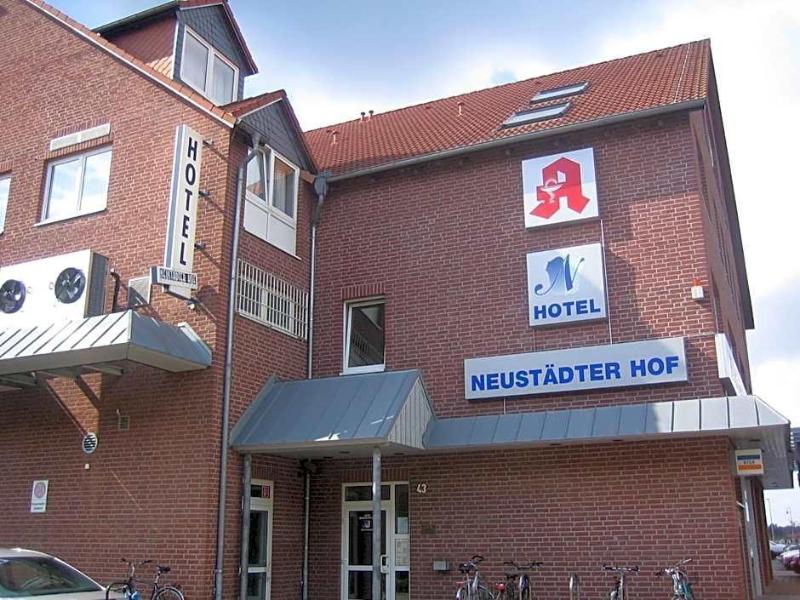 Neustädter Hof - Genel