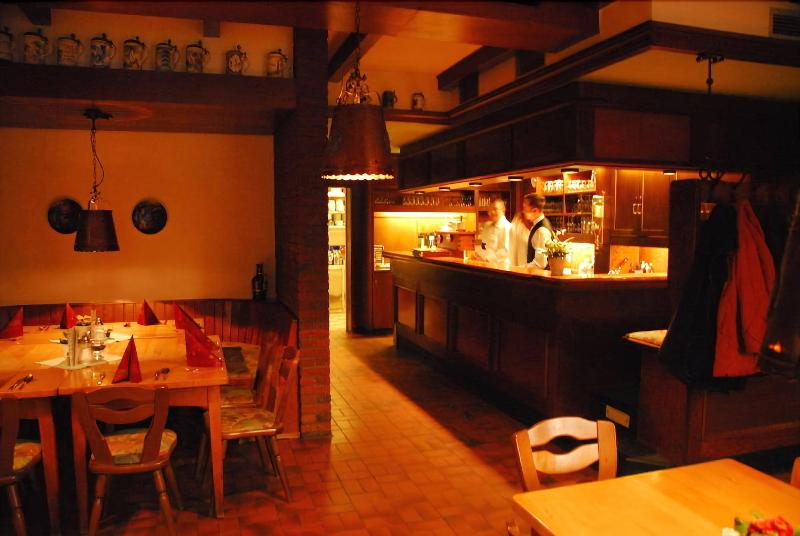 Helms - Restoran