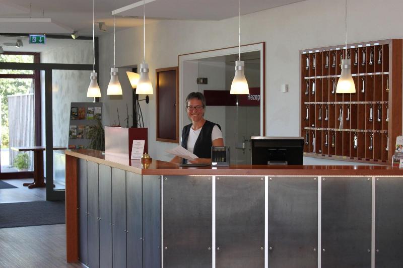Balland's - Lobi