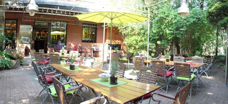 Cafe-Restaurant Amadeus - Restoran