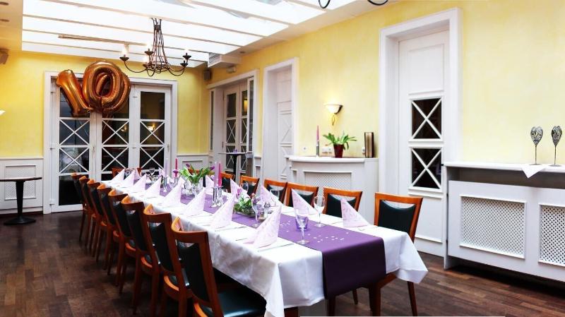Cafe-Restaurant Amadeus - Restoran