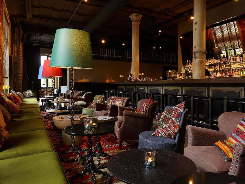 25hours Hotel Hamburg HafenCity - Bar