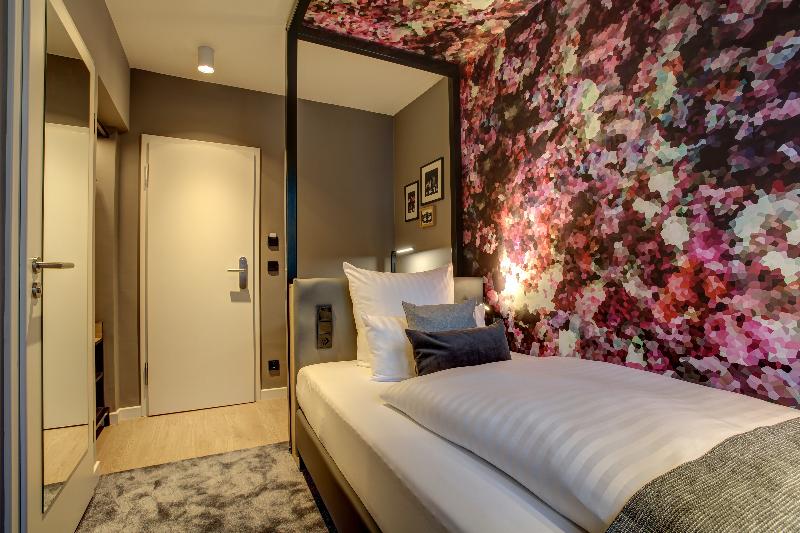 Vienna House Easy by Wyndham Hamburg City - Oda