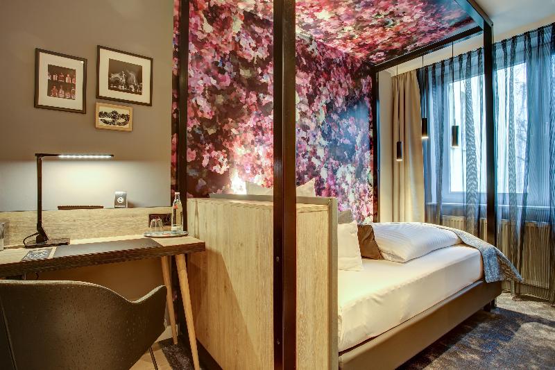 Vienna House Easy by Wyndham Hamburg City - Oda