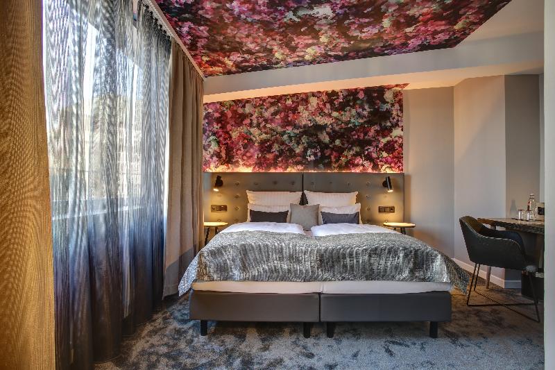 Vienna House Easy by Wyndham Hamburg City - Oda