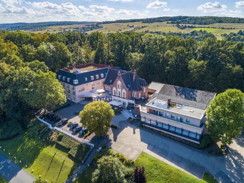 Parkhotel Berghölzchen - Genel