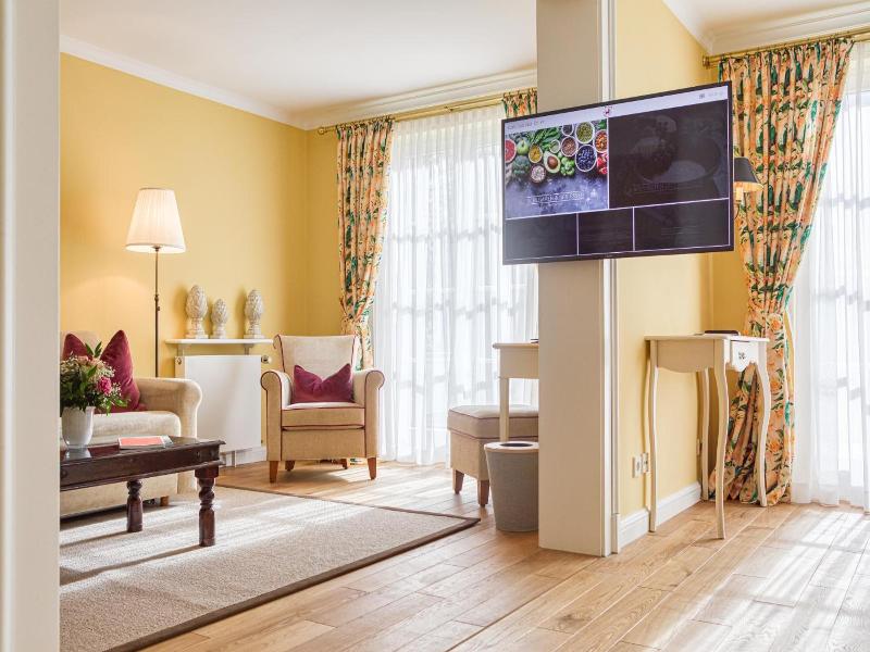 Wald & Schlosshotel Friedrichsruhe - Oda