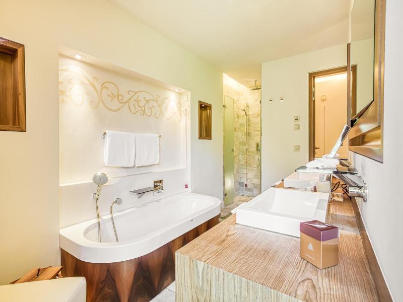 Wald & Schlosshotel Friedrichsruhe - Oda