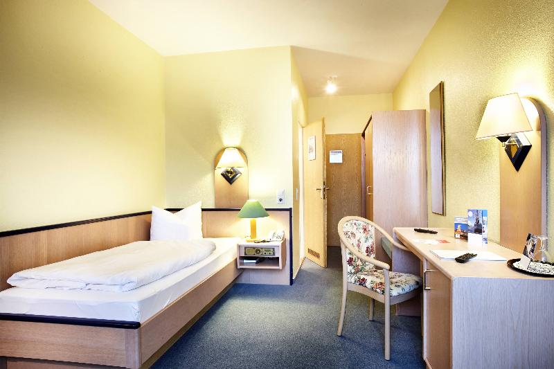 Hannover Airport by Premiere Classe - Oda