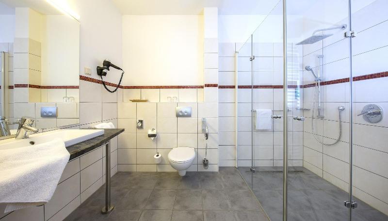 Best Western Hotel Loewengarten - Oda