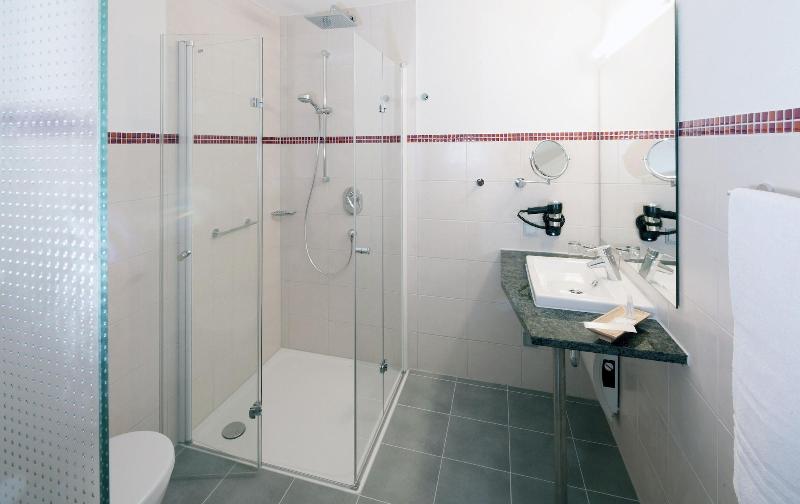 Best Western Hotel Loewengarten - Oda