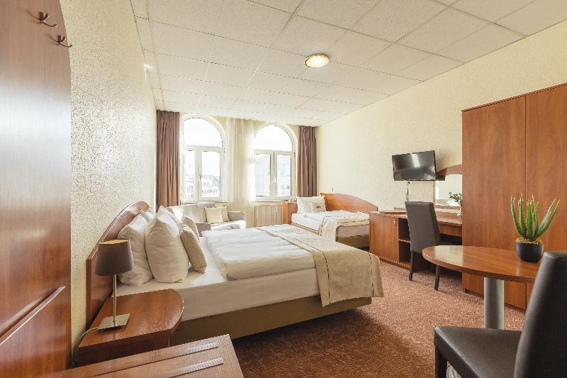 NOVUM Hotel Hamburg - Oda