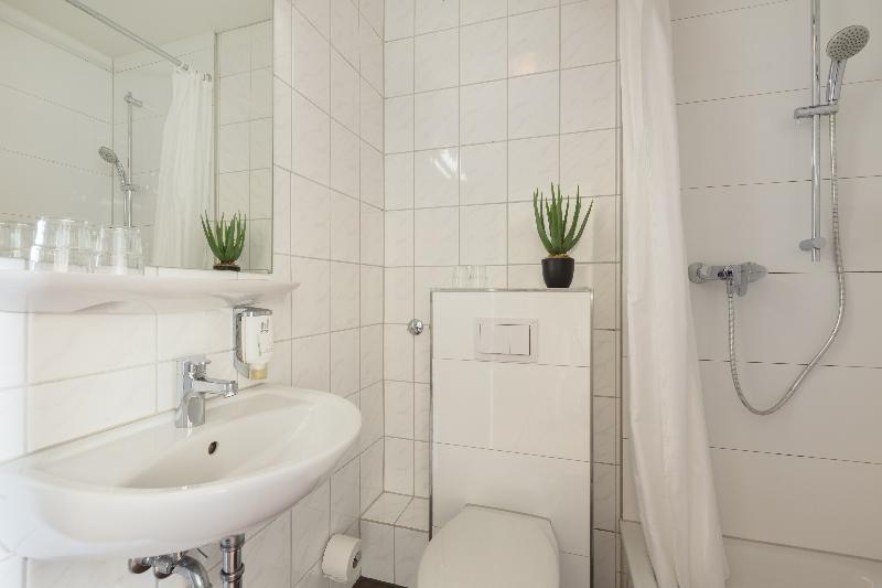 NOVUM Hotel Hamburg - Oda