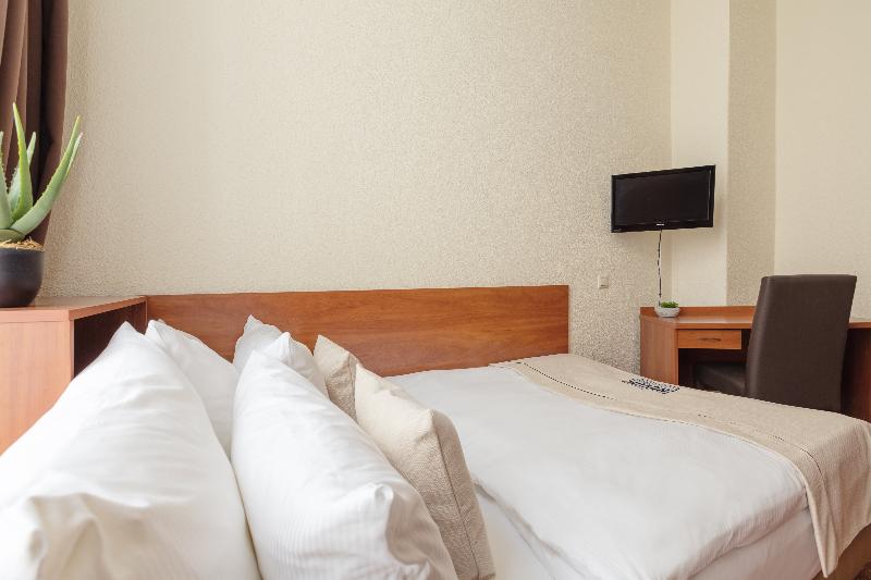 NOVUM Hotel Hamburg - Oda
