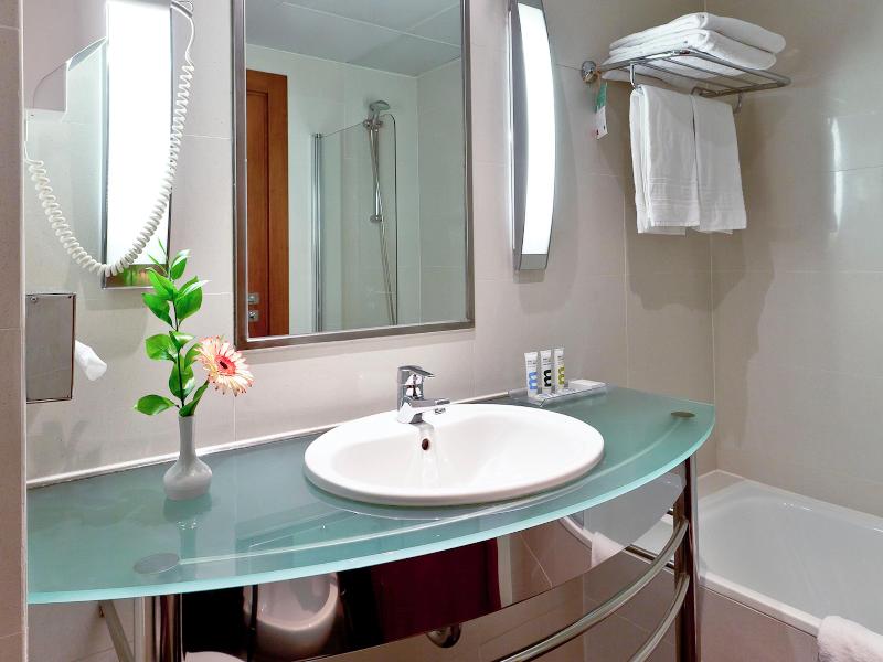 Mercure Lisboa Hotel - Oda