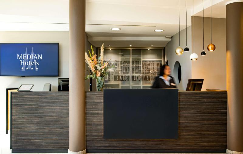 MEDIAN Hotel Hannover-Lehrte - Lobi