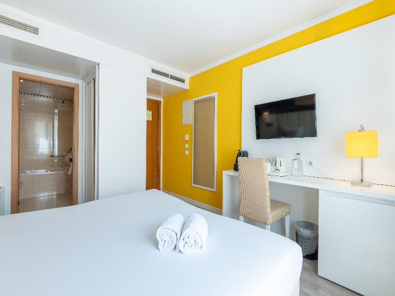 Masa Hotel Almirante - Genel