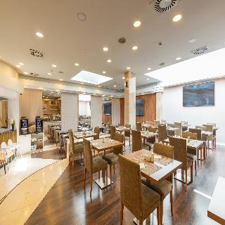 Masa Hotel Almirante fotoÄŸrafÄ±