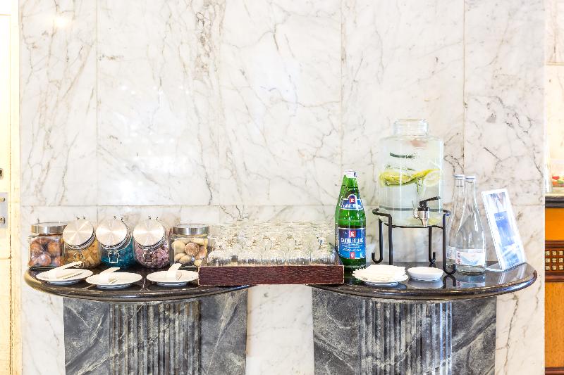 Radisson Blu Hotel, Lisbon - Lobi