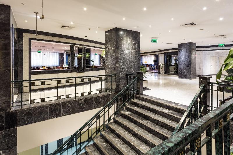 Radisson Blu Hotel, Lisbon - Lobi