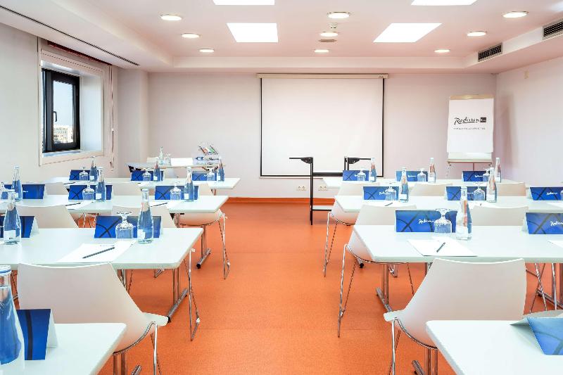 Radisson Blu Hotel, Lisbon - Toplantı