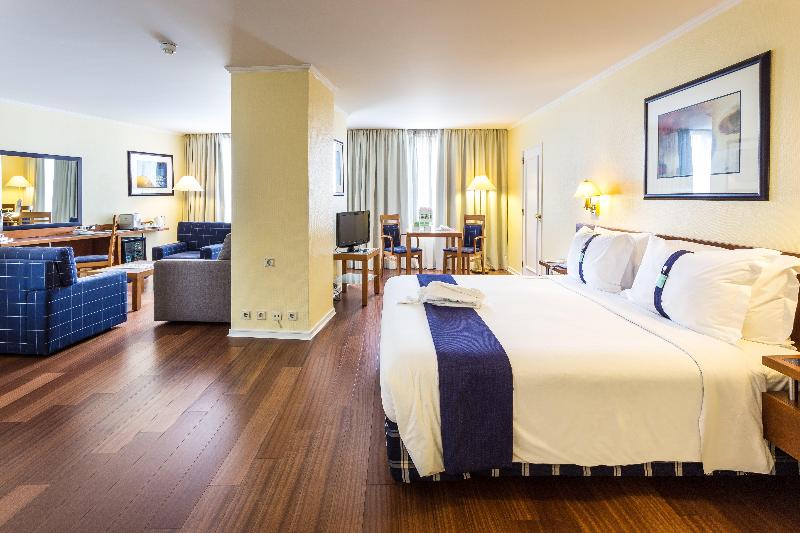 Holiday Inn Lisboa - Oda