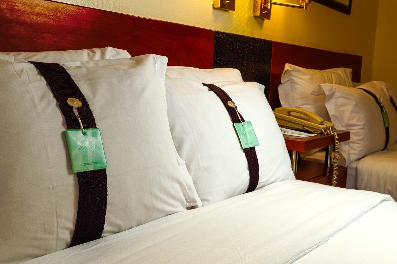 Holiday Inn Lisboa - Oda